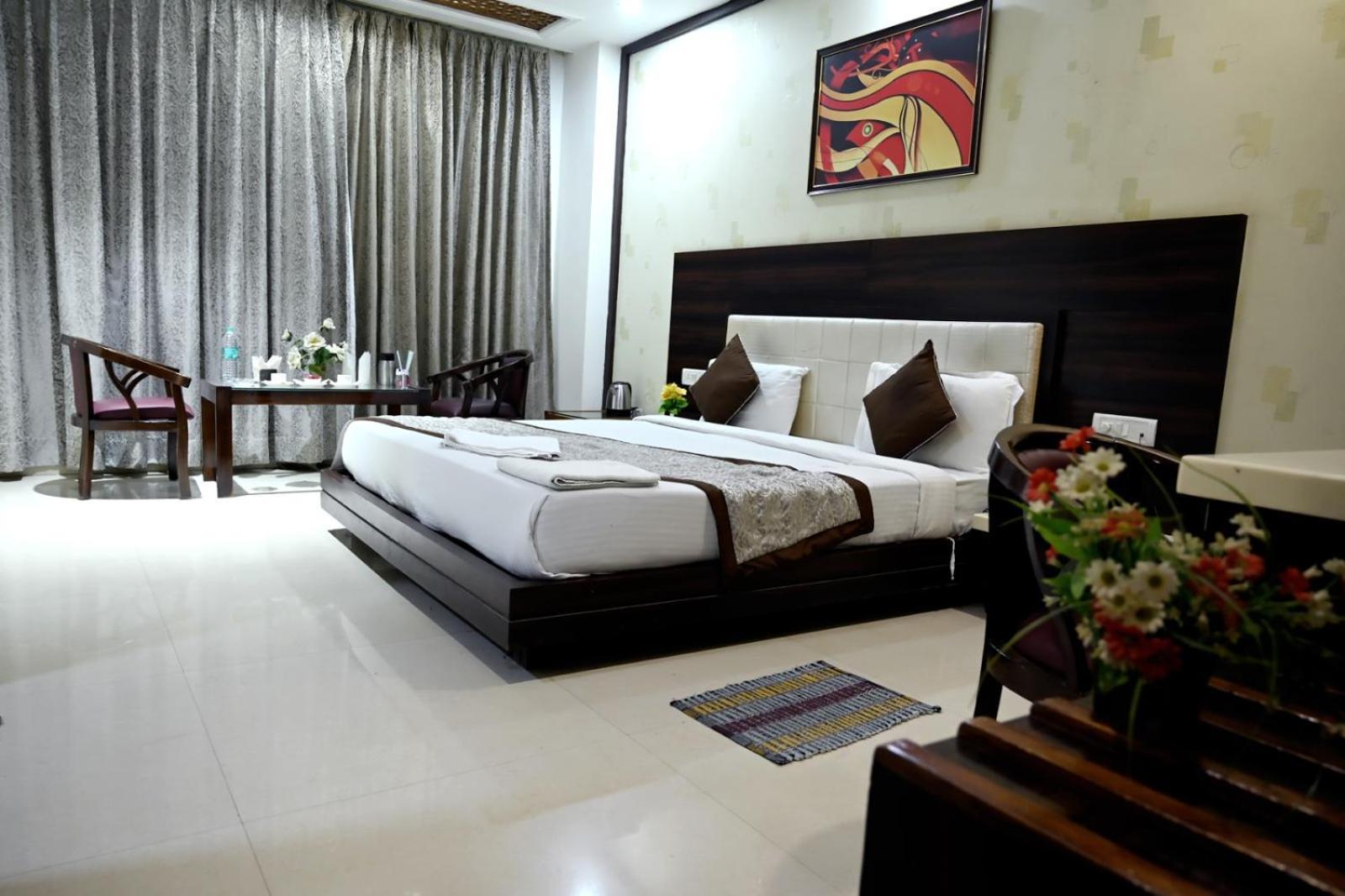 Hotel Badrika Inn Rewa Exterior photo